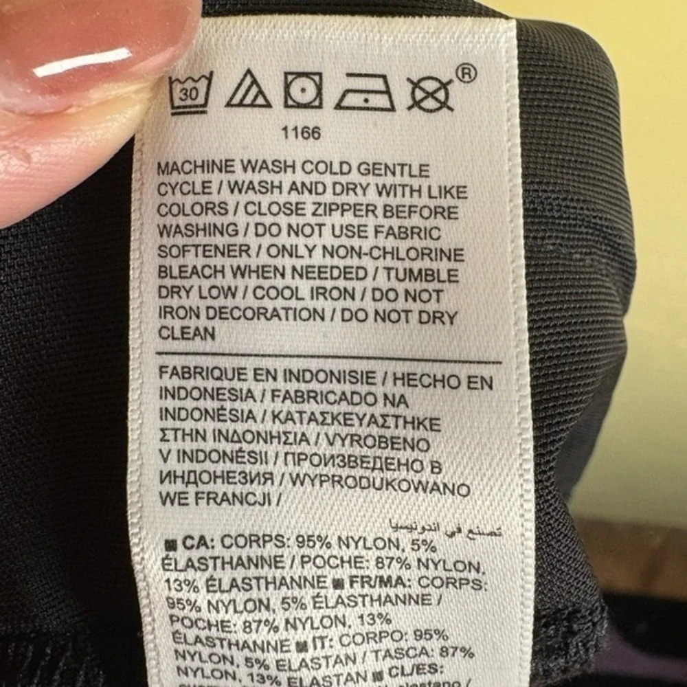 Athleta Trekkie North Jogger Black Plus Size 26 NWT Hiking Pants Gorpcore